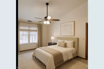 1327 Fox Run Drive, Youngstown, OH 44512 - Photo 9