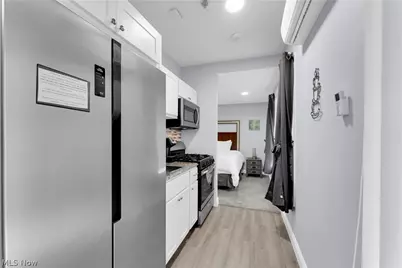 797 E Market Street #221, Akron, OH 44305 - Photo 17