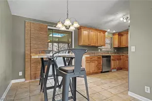 1067 Erin Dr, Kent, OH 44240 - Photo 13