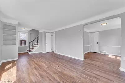 16705 Glendale Avenue, Loveland, OH 44128 - Photo 5