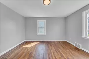 16705 Glendale Ave, Loveland, OH 44128 - Photo 15