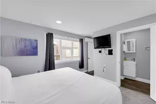 797 E Market St, Akron, OH 44305 - Photo 21