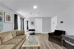 797 E Market St, Akron, OH 44305 - Photo 15