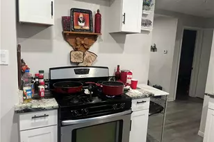 15711 Lotus Dr, Loveland, OH 44128 - Photo 5