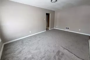 58 Rutledge Dr, Youngstown, OH 44505 - Photo 9