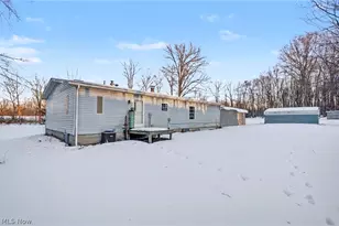 9672 Whippoorwill Rd, Diamond, OH 44412 - Photo 15