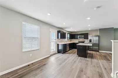 4497 Bellow Drive, Lorain, OH 44053 - Photo 7