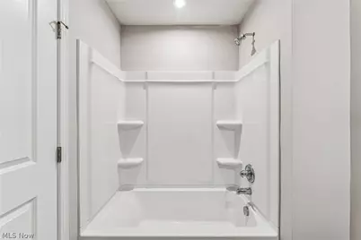 4497 Bellow Drive, Lorain, OH 44053 - Photo 39