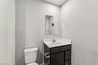 4497 Bellow Drive, Lorain, OH 44053 - Photo 37