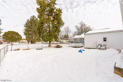 221 E Fetter Lane, Gnadenhutten, OH 44629 - Photo 27