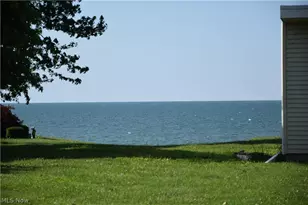 304 Parkland Blvd, Vermilion, OH 44089 - Photo 29