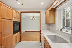 2665 Oak Park Blvd, Cuyahoga Falls, OH 44221 - Photo 17