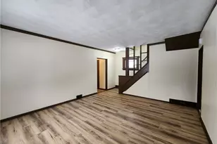 723 E 156th St, Loveland, OH 44110 - Photo 5