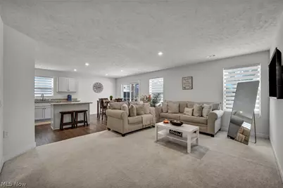 141 W Spring Drive, Elyria, OH 44035 - Photo 7