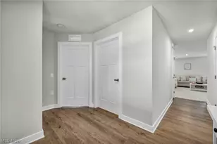 141 W Spring Dr, Elyria, OH 44035 - Photo 23