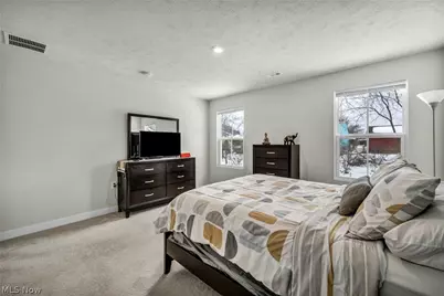 141 W Spring Drive, Elyria, OH 44035 - Photo 19