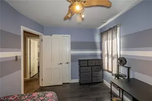 5666 Waterbury Ave, Maple Heights, OH 44137 - Photo 9