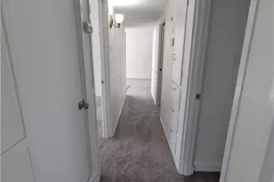 597 Hemlock Dr, Euclid, OH 44132 - Photo 19