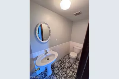 8615 Eberhart Road NE, Dover, OH 44622 - Photo 5
