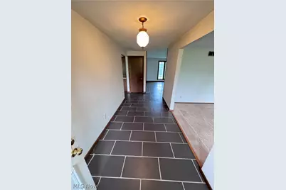8615 Eberhart Road NE, Dover, OH 44622 - Photo 3
