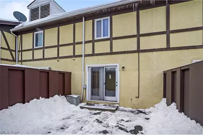 8180 Deepwood Boulevard #14-6, Mentor, OH 44060 - Photo 11