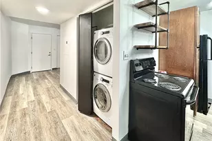 1900 Grove Ct, Loveland, OH 44113 - Photo 5