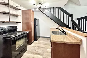 1900 Grove Ct, Loveland, OH 44113 - Photo 7