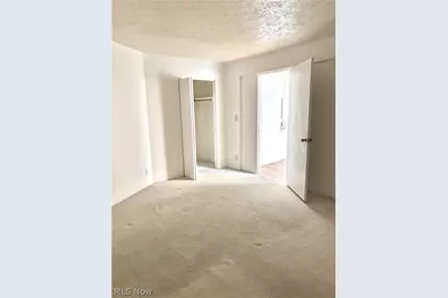 1900 Grove Court #405, Loveland, OH 44113 - Photo 15