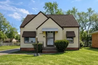 19608 Kings Highway, Warrensville Heights, OH 44122 - Photo 1