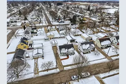 1090 Taft Avenue, Cuyahoga Falls, OH 44223 - Photo 15