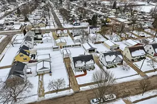 1090 Taft Ave, Cuyahoga Falls, OH 44223 - Photo 15