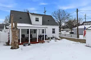 1090 Taft Ave, Cuyahoga Falls, OH 44223 - Photo 5