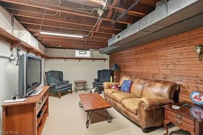 1090 Taft Avenue, Cuyahoga Falls, OH 44223 - Photo 49