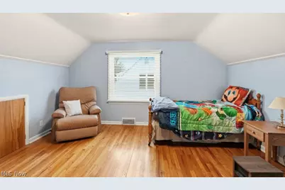 1090 Taft Avenue, Cuyahoga Falls, OH 44223 - Photo 41