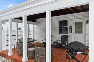 1090 Taft Ave, Cuyahoga Falls, OH 44223 - Photo 9