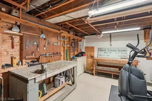 1090 Taft Ave, Cuyahoga Falls, OH 44223 - Photo 47