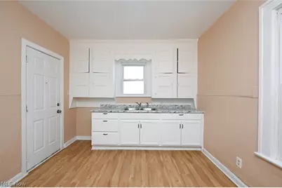 443 W Thornton Street W, Akron, OH 44307 - Photo 13