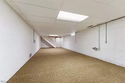 1709 Edmar Street, Louisville, OH 44641 - Photo 33