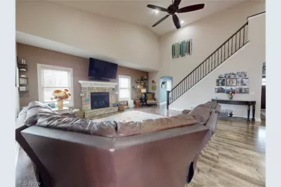 11931 Walton Circle NW, Uniontown, OH 44685 - Photo 15