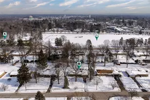 5229 Evergreen Dr, North Olmsted, OH 44070 - Photo 11