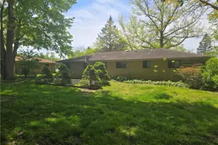 5229 Evergreen Dr, North Olmsted, OH 44070 - Photo 45