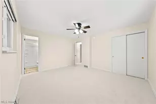 5229 Evergreen Dr, North Olmsted, OH 44070 - Photo 37