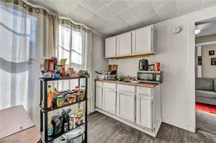 2127 W 100th St, Loveland, OH 44102 - Photo 15