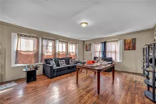 2127 W 100th St, Loveland, OH 44102 - Photo 5