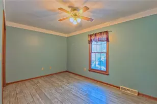 48276 Dyke Rd, Negley, OH 44441 - Photo 17