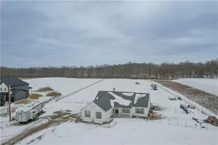 800 Martin Rd, Mogadore, OH 44260 - Photo 3