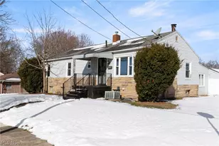 833 Triplett Blvd, Akron, OH 44306 - Photo 3