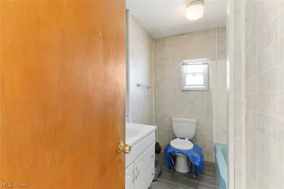 833 Triplett Boulevard, Akron, OH 44306 - Photo 9