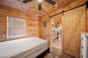 5919 W Lake Rd, Ashtabula, OH 44004 - Photo 9