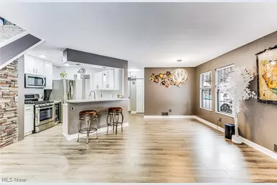 4032 Saint Andrews Court #1, Canfield, OH 44406 - Photo 7